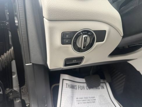 Used 2019 Mercedes-Benz GLA 250 image 17