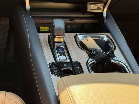 Used 2026 Lexus RX 350 w/ Convenience Package image 20