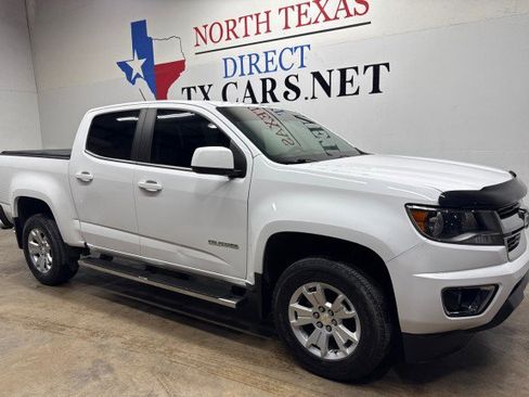 Used 2018 Chevrolet Colorado LT w/ LT Convenience Package RWD image 3