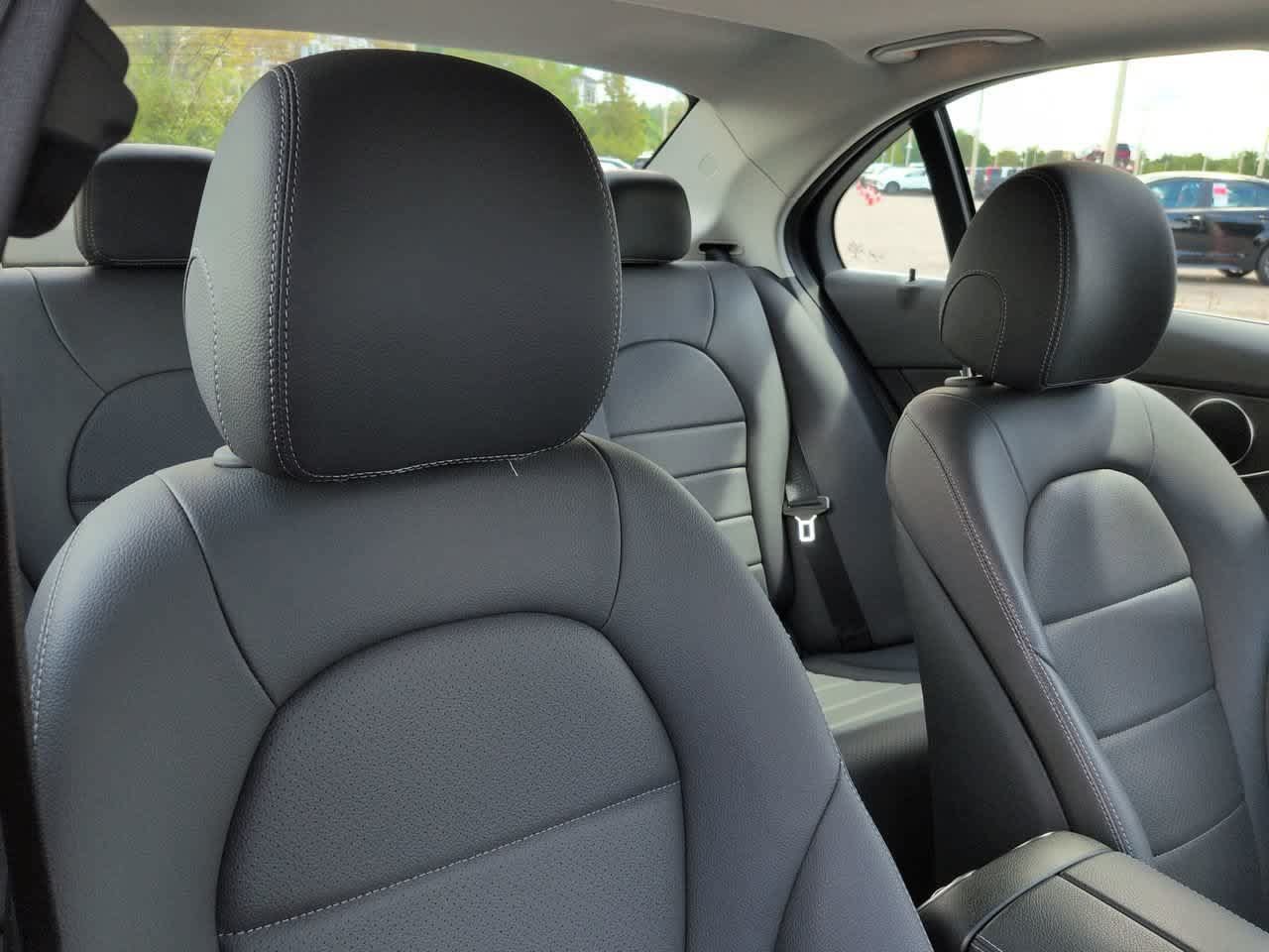 Used 2019 Mercedes-Benz C 300 Sedan image 7