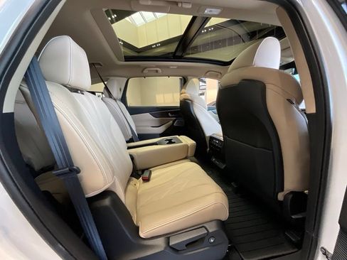 Certified 2026 Acura MDX SH-AWD w/ Advance Package image 23