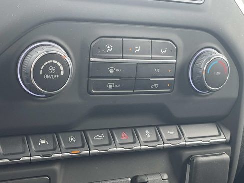 Used 2026 Chevrolet Silverado 1500 Custom RWD image 15