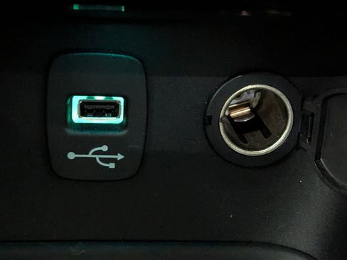 Used 2013 Chrysler 200 Limited w/ Sun/Sound Group image 26