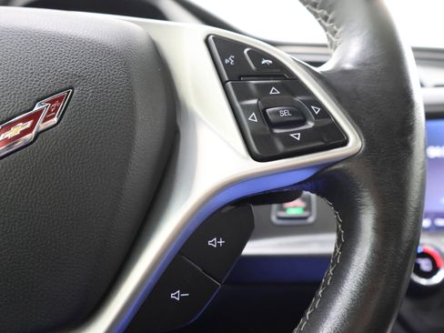 Used 2015 Chevrolet Corvette Stingray Coupe image 13