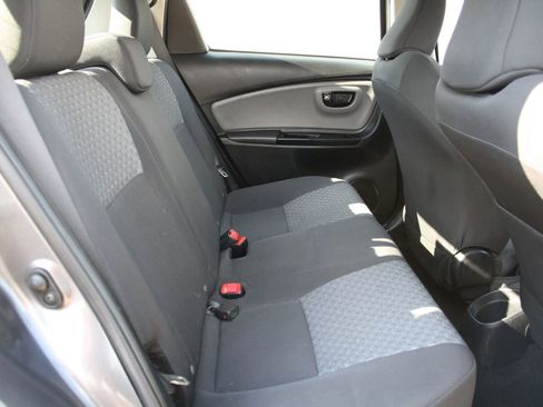 Used 2015 Toyota Yaris L FWD image 12
