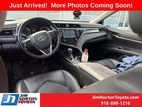 Used 2019 Toyota Camry SE image 8