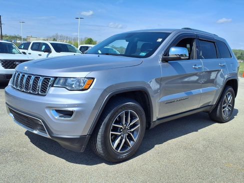 Used 2020 Jeep Grand Cherokee Limited AWD/4WD image 3