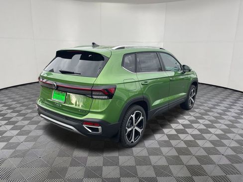 New 2026 Volkswagen Taos SEL AWD/4WD image 3