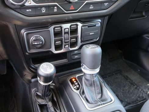New 2026 Jeep Gladiator Sport AWD/4WD image 37