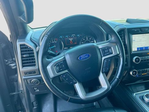 Used 2021 Ford Expedition XLT RWD image 11
