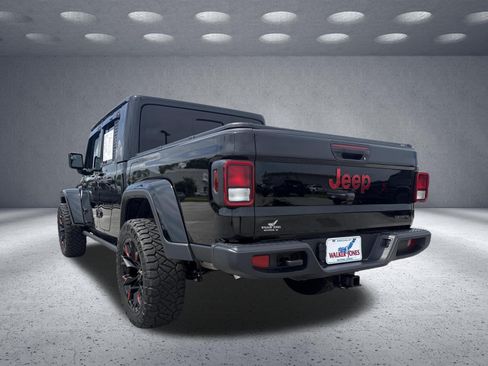 Used 2026 Jeep Gladiator Sport AWD/4WD image 8