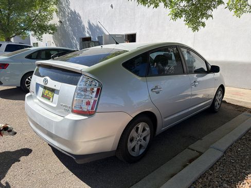 Used 2007 Toyota Prius FWD image 17