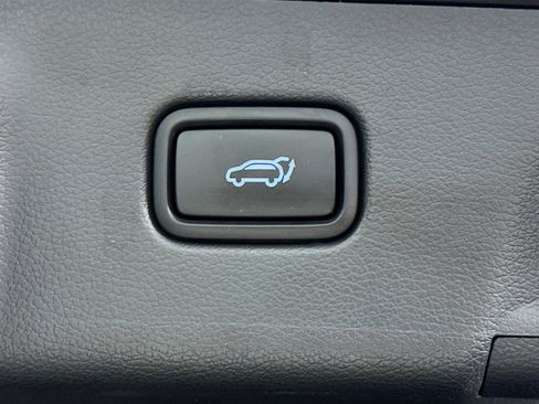 Used 2025 Hyundai Palisade SEL image 32