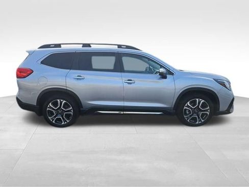 Used 2023 Subaru Ascent Touring image 6