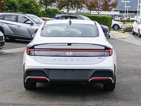 New 2026 Hyundai Sonata Blue image 6
