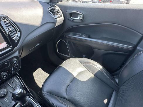 Used 2018 Jeep Compass Limited AWD/4WD image 31