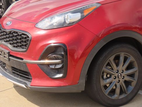 Used 2020 Kia Sportage S w/ S Premium Package FWD image 3