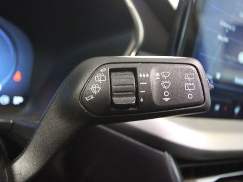 Used 2025 Ford Escape SE w/ PHEV Premium Package image 14