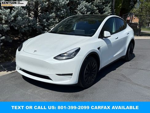 Used 2023 Tesla Model Y Long Range AWD/4WD image 3