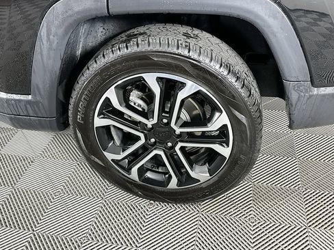 Certified 2022 Jeep Compass Limited w/ Sun and Sound Group image 43