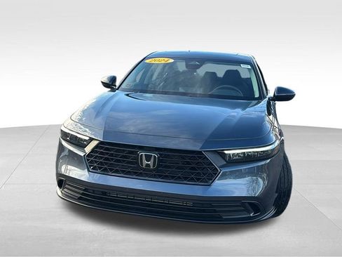 Used 2024 Honda Accord EX image 2