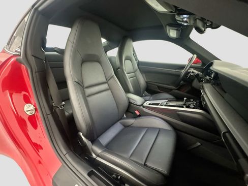 Used 2024 Porsche 911 Carrera image 31