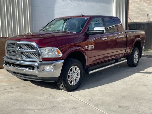 Used 2017 RAM 2500 Laramie w/ Convenience Group AWD/4WD image 1