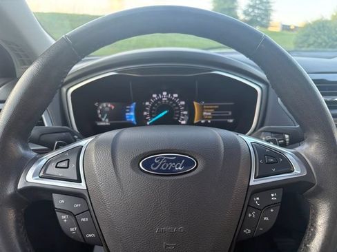 Used 2015 Ford Fusion Titanium FWD image 13