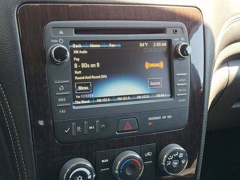 Certified 2016 Chevrolet Traverse LT FWD image 17