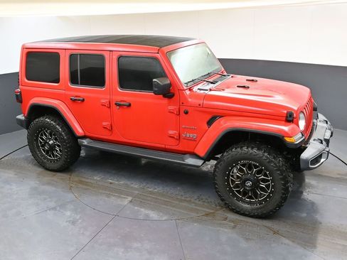 Used 2020 Jeep Wrangler Unlimited Sahara w/ Uconnect 4C Nav & Sound Group image 52