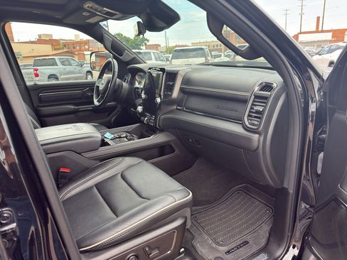Used 2023 RAM 1500 Limited image 11