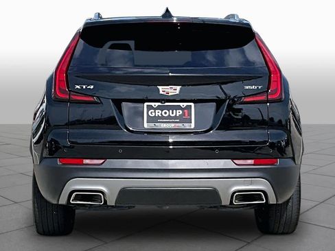 Used 2023 Cadillac XT4 Premium Luxury w/ Cold Weather Package FWD image 4