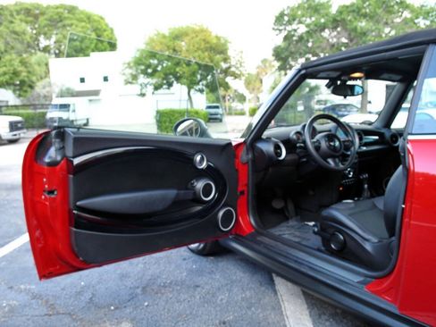 Used 2015 MINI Cooper Convertible w/ Sport Package FWD image 18