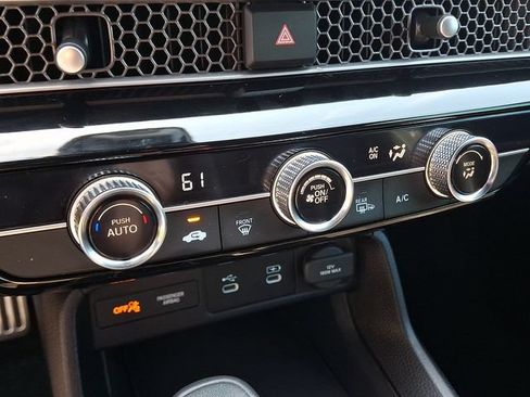 Used 2025 Honda Civic Sport image 16