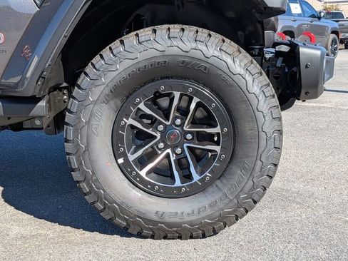 New 2025 Jeep Wrangler Unlimited Rubicon image 10