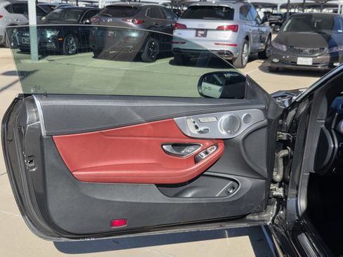 Used 2019 Mercedes-Benz C 300 C 300 image 11