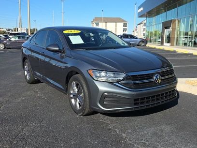 Used 2022 Volkswagen Jetta SE