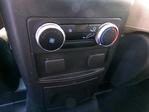 Used 2023 Ford Explorer 4WD image 35