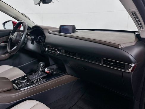 Used 2022 MAZDA CX-30 AWD 2.5 S w/ Premium Package image 27