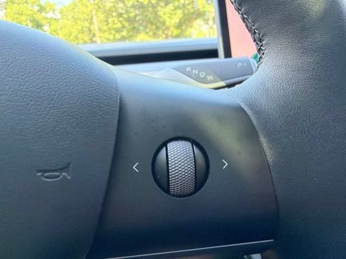 Used 2023 Tesla Model 3 Standard Range RWD image 18