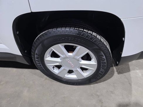 Used 2011 GMC Terrain SLE image 20