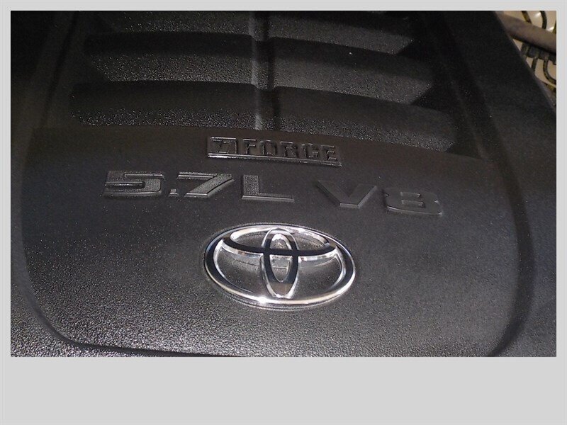 Used 2019 Toyota Tundra SR5 w/ SR5 Upgrade Package AWD/4WD image 46