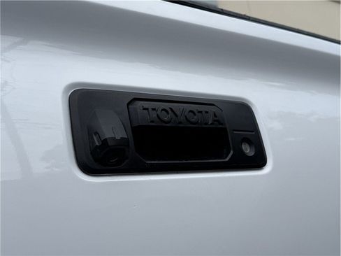 Used 2022 Toyota Tacoma SR RWD image 19