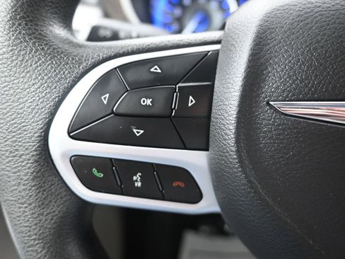 Used 2018 Chrysler Pacifica Touring Plus w/ Tire & Wheel Group image 25