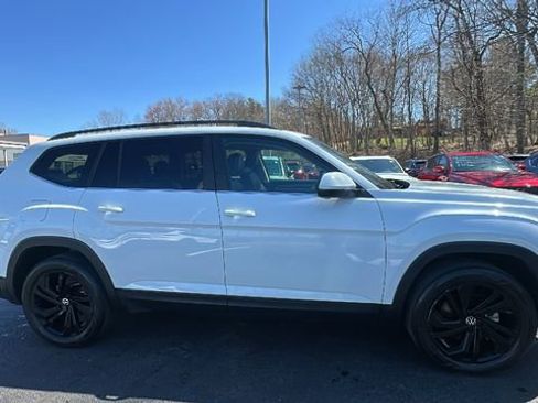 Used 2022 Volkswagen Atlas SE image 5