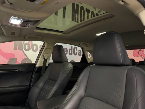 Used 2019 Lexus NX 300 FWD image 19