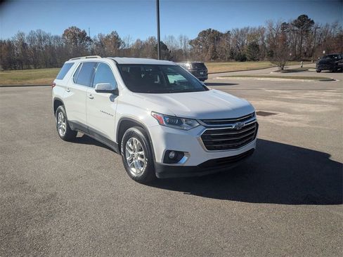 Used 2019 Chevrolet Traverse LT image 7
