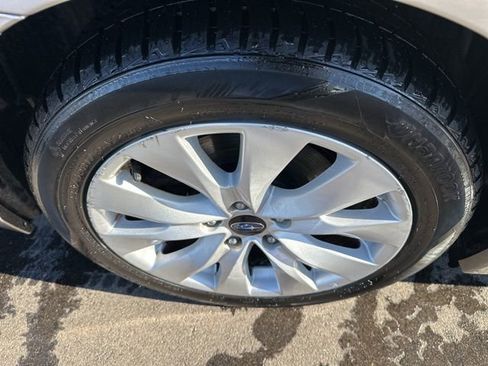 Used 2015 Subaru Legacy 2.5i Premium image 10