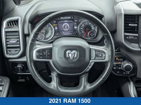 Used 2021 RAM 1500 4x4 Crew Cab image 16
