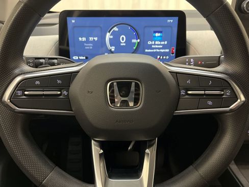 Used 2024 Honda Prologue EX image 11